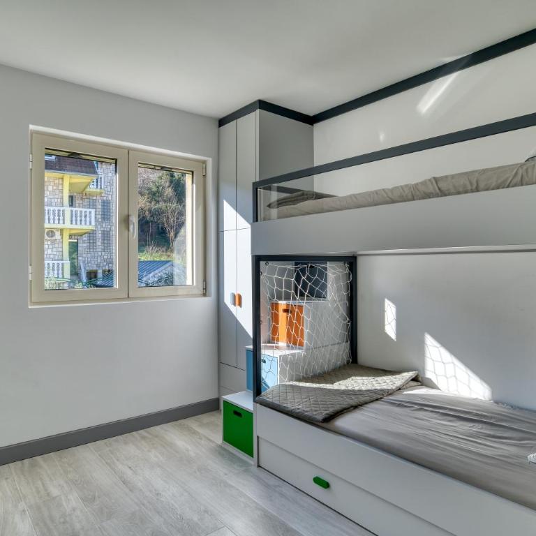 Luxurious 3-Bedroom Apartment by MN Property - Apartman sa 3 Spavaće Sobe - 8