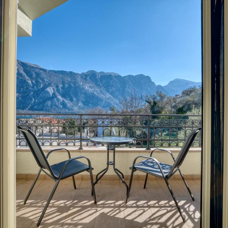Luxurious 3-Bedroom Apartment by MN Property - Apartman sa 3 Spavaće Sobe - 14