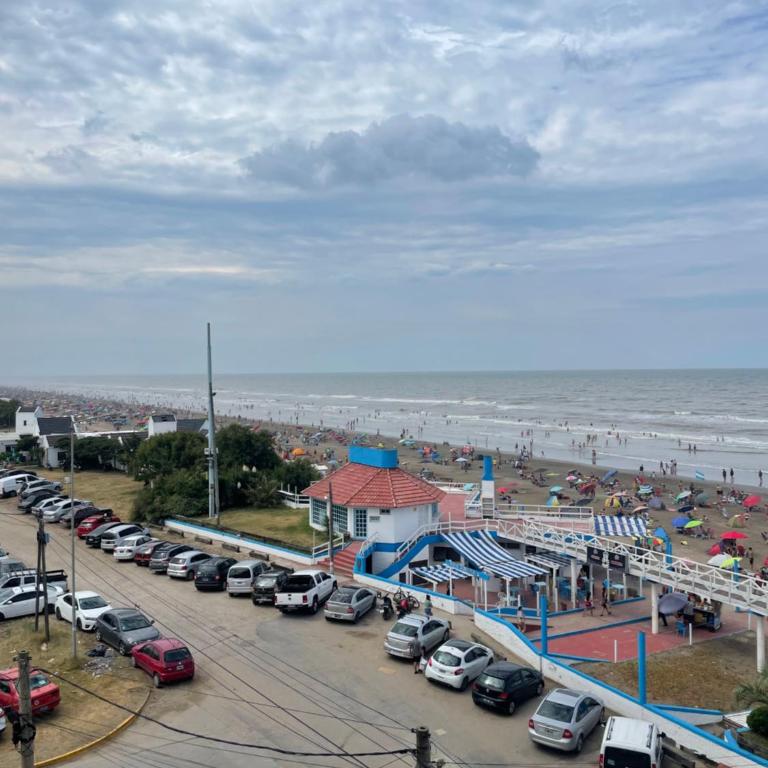 Semipiso Frente al Mar - Apartamento de 3 dormitorios - 10