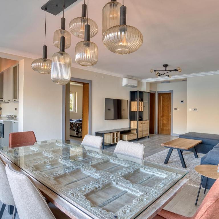 Luxurious 3-Bedroom Apartment by MN Property - Apartman sa 3 Spavaće Sobe - 30