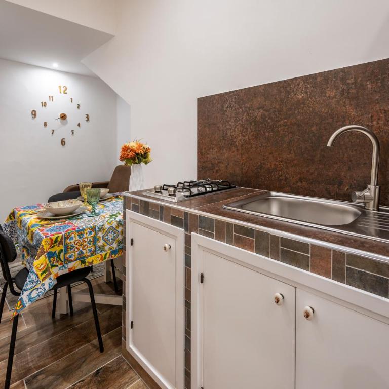 Casa Vacanze RetroScena - Suite Deluxe con Vasca Idromassaggio - 10