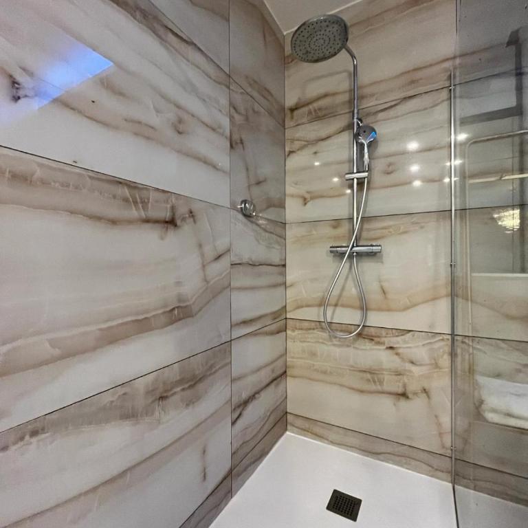 Golden house - JACUZZI - Appartement 1 Chambre - 4