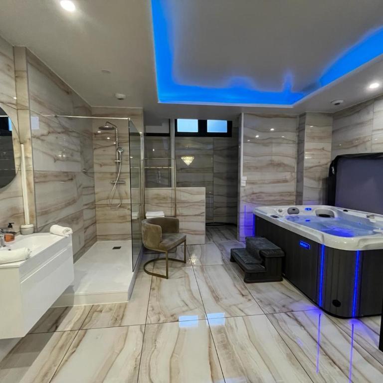 Golden house - JACUZZI - Appartement 1 Chambre - 5