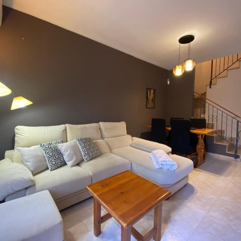Casa Sobrestany L’Estartit - Two-Bedroom House - 8