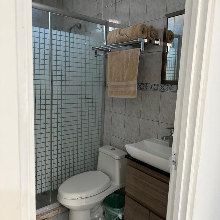 Apto comodo, muy cerca de playa 101 - One-Bedroom Apartment - 11