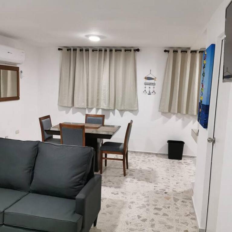 Excelente apto muy cerca de la playa 202 - Two-Bedroom Apartment - 10