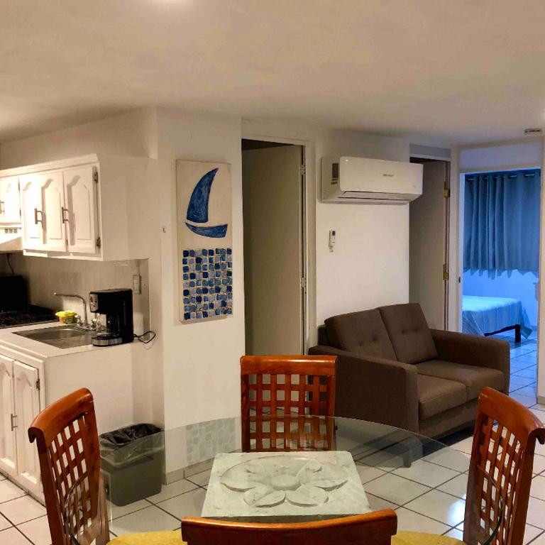302 Excelente apto muy Cerca de Playa - Two-Bedroom Apartment - 1
