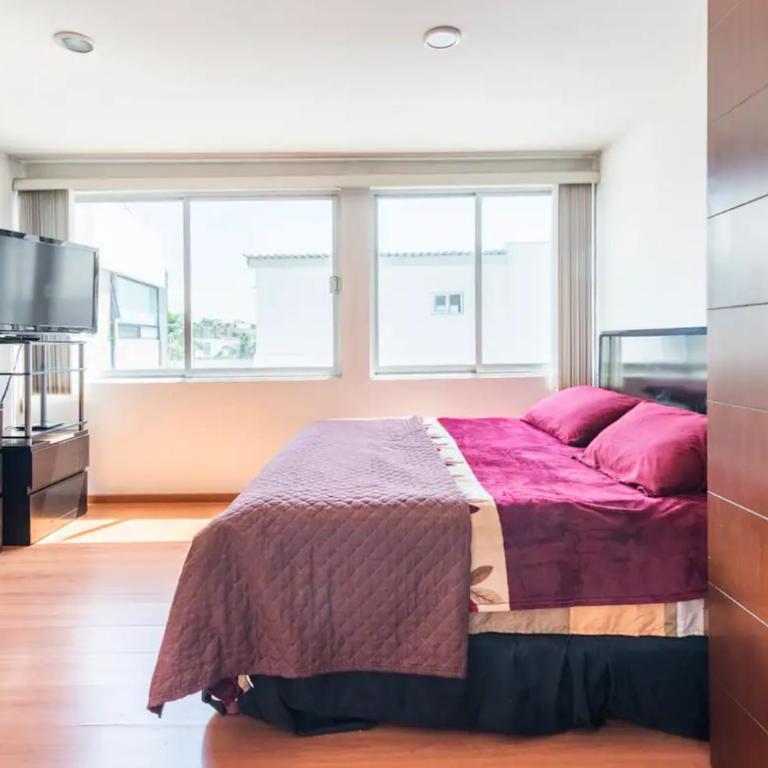 Casa Grande, Cómoda y con Seguridad - Excelente Ubicación - Casa - 48