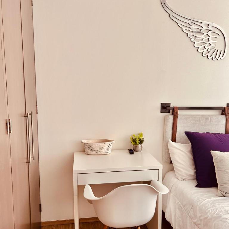 Espectacular departamento/estacionamiento, 3 TV’s - Apartamento de 3 dormitorios - 25