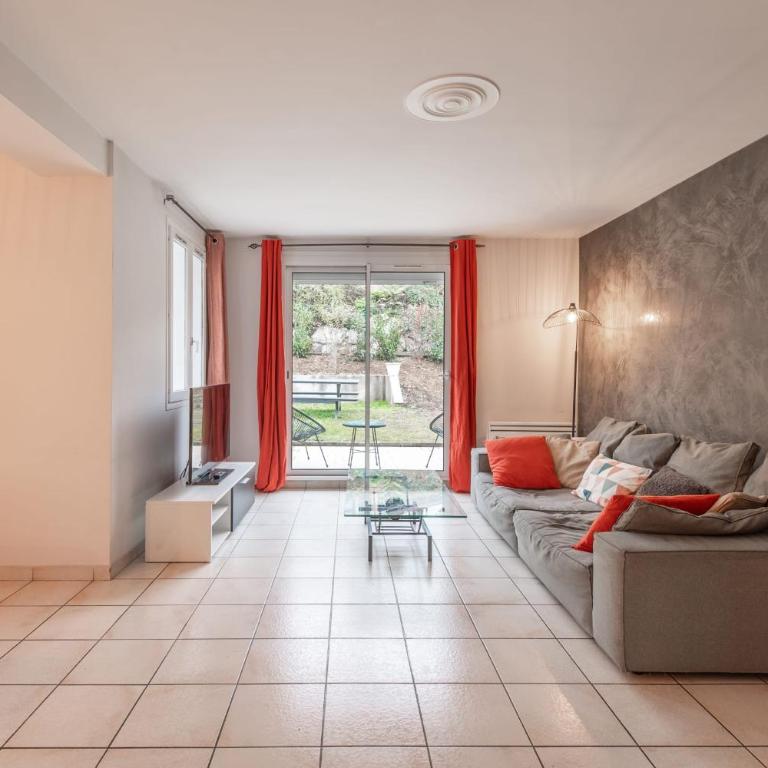 ALPILOC - Maison de ville avec jardin et salon d'hiver - Maison de Vacances - 4