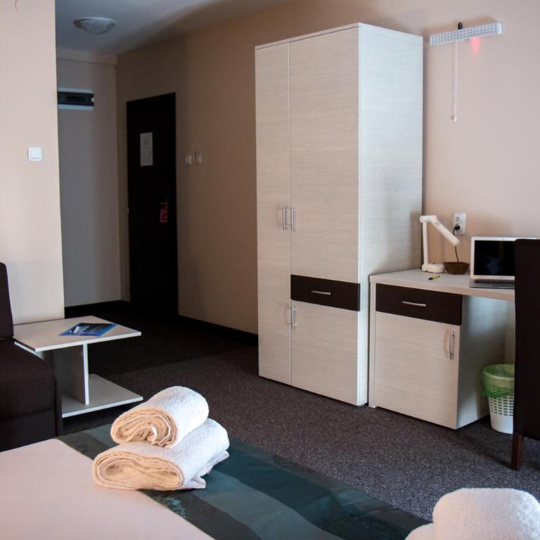 Hotel Danica - Superior Dvokrevetna Soba sa Bračnim Krevetom/Zasebnim Krevetima - 6