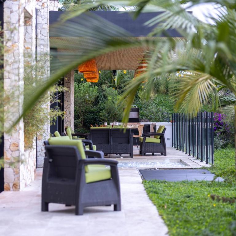 Villa al lado de la represa de Guatapé con jacuzzi y cancha de tennis privada - Casa de 4 dormitorios - 34