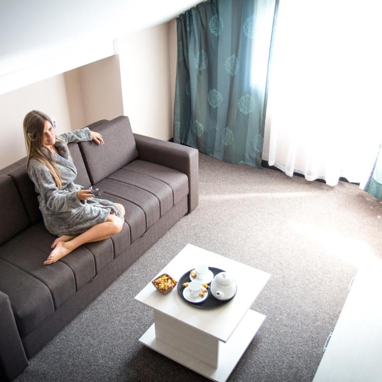 Hotel Danica - Penthaus Apartman - 3