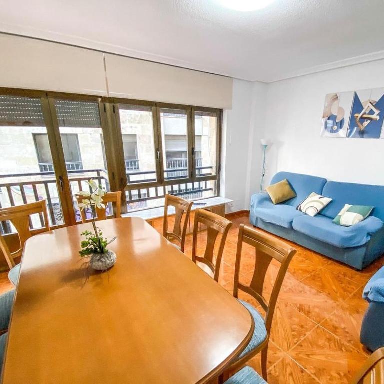 Residencial Leyra, Piso céntrico de 6 habitaciones, 8 camas - Apartment - 29