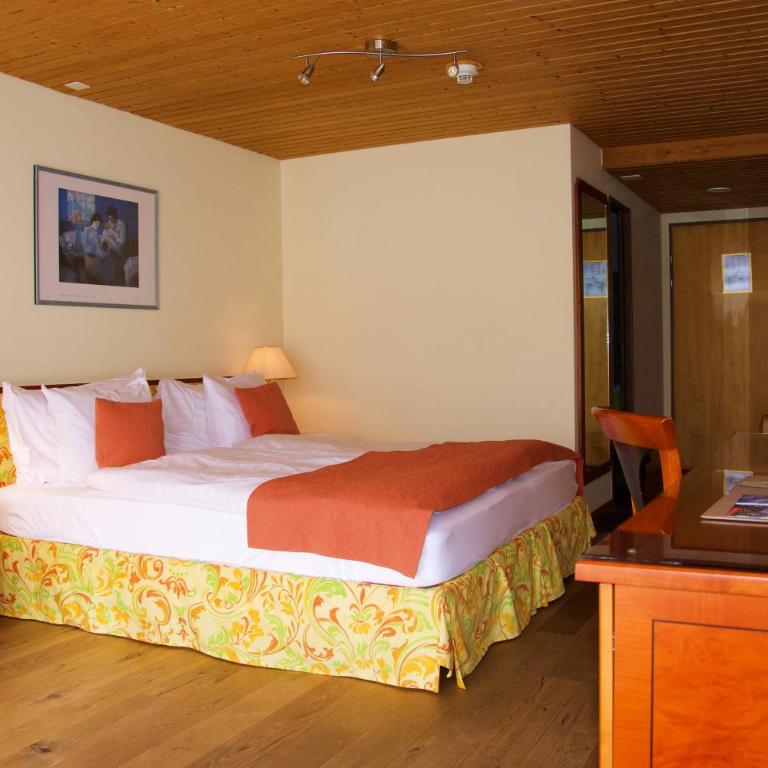 Hotel Silberhorn - Residences & Spa Wengen - Familienzimmer mit Bergblick auf die Jungfrau - 2