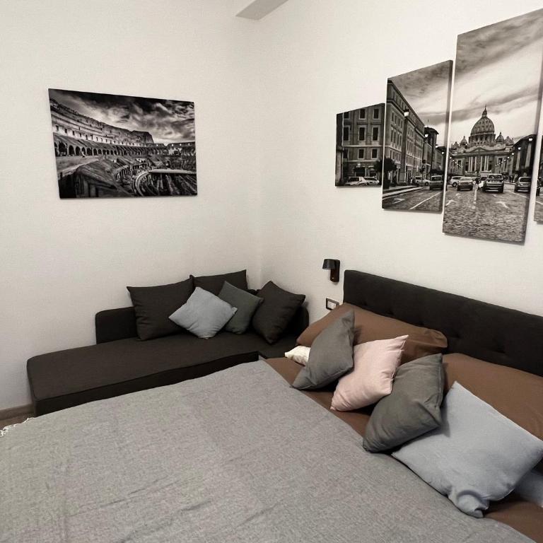 Love4Rome Guest House - Triple Room with Private Bathroom - 6