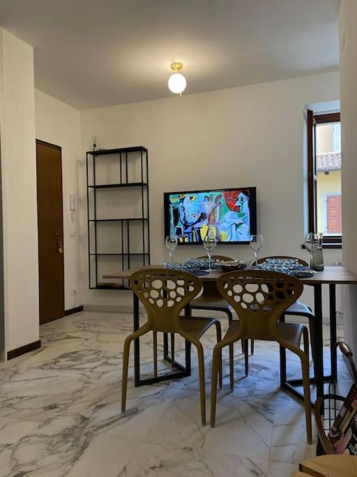 Bicamere deluxe nel cuore di Udine by DOCG apartment - Appartamento con 2 Camere da Letto - 2