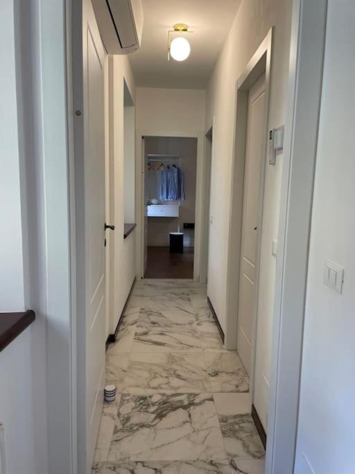 Bicamere deluxe nel cuore di Udine by DOCG apartment - Appartamento con 2 Camere da Letto - 9