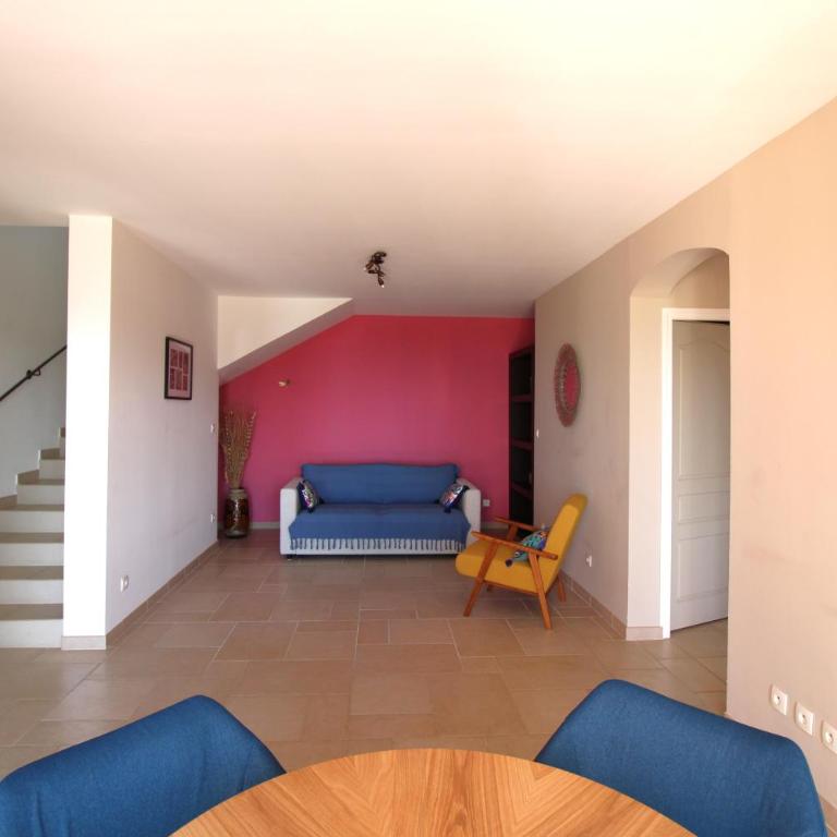 BELLE VUE Villa climatisée pour 8 personnes avec piscine chauffée et vue mer panoramique à La Londe-les-Maures - Ferienhaus - 15