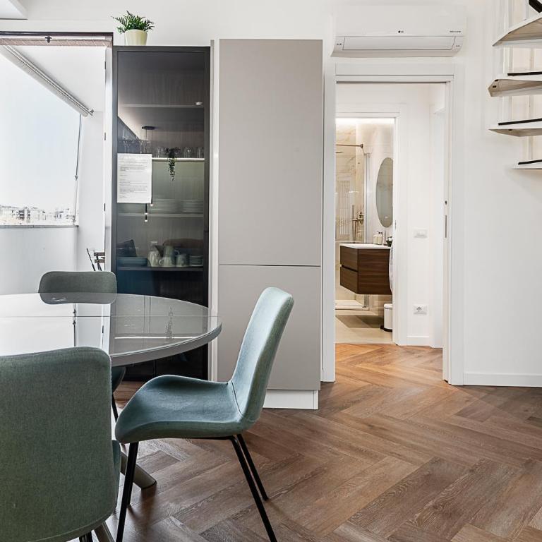 StayEasy Argelati40 - Penthouse with 2 bedrooms, 2 bathrooms and terrace - Navigli - Appartamento con 2 Camere da Letto - 16