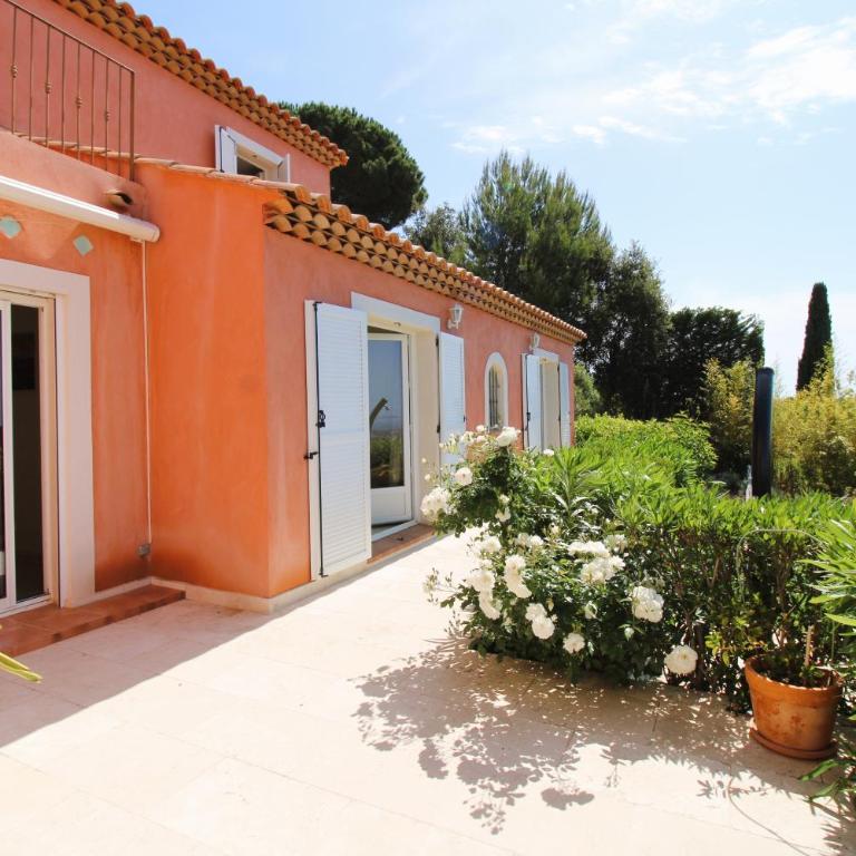 BELLE VUE Villa climatisée pour 8 personnes avec piscine chauffée et vue mer panoramique à La Londe-les-Maures - Ferienhaus - 5