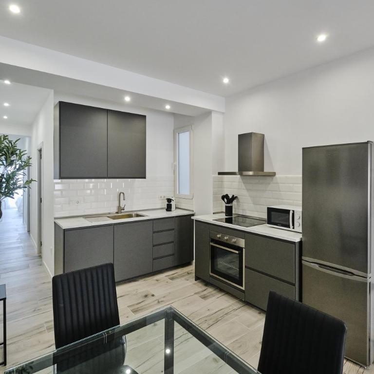 Arenas flat - Two-Bedroom Apartment - 8