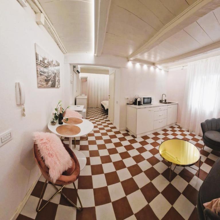 Room Cavour 80 - Appartamento con 1 Camera da Letto - 12