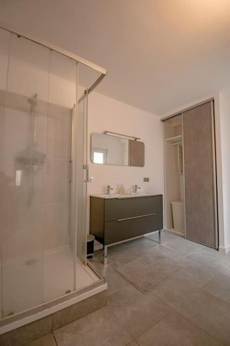 Moderne et lumineux - clim - wifi - Appartement 1 Chambre - 16