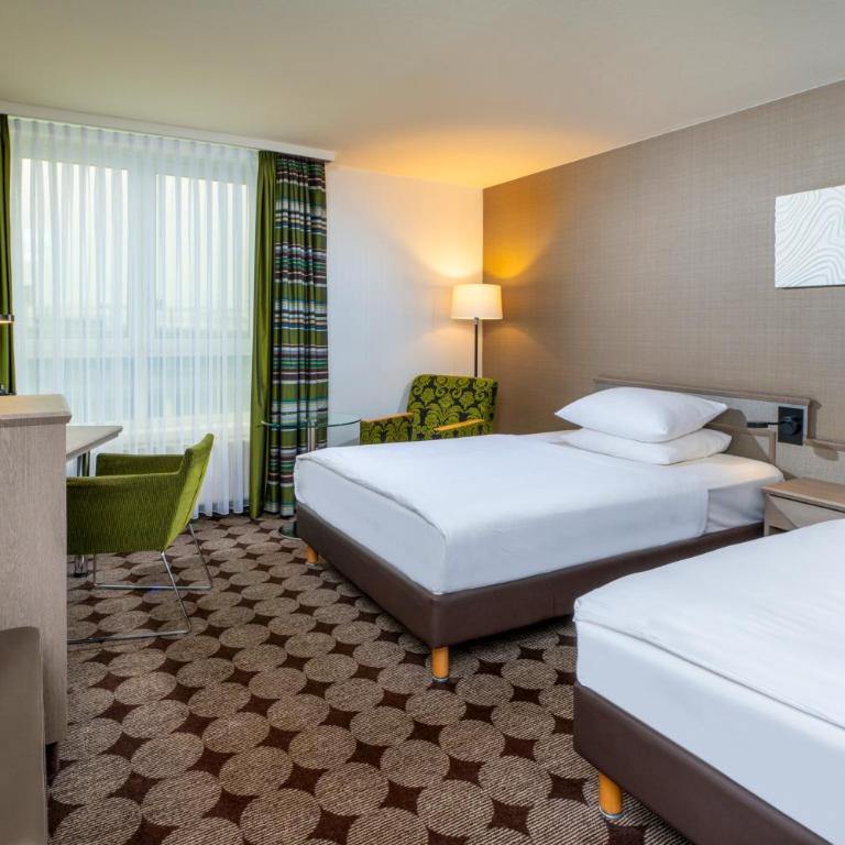 Mövenpick Hotel Nürnberg Airport - Superior Zweibettzimmer - 6