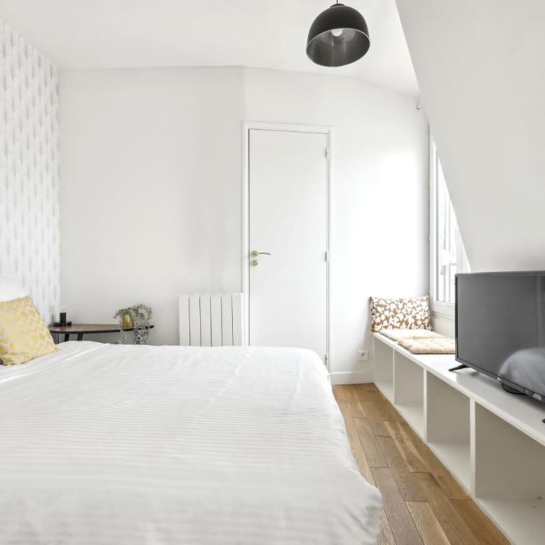 Bright top floor studio near Pere Lachaise - Appartement 1 Chambre - 7