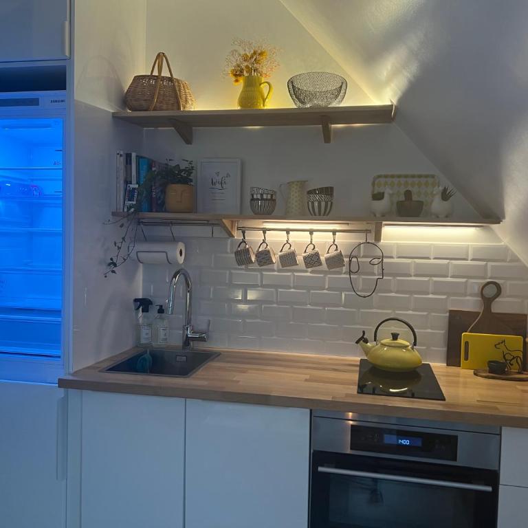 MyNestParis 2-BR in Center , Air Conditioner , Elevator, Free Parking - Appartamento con 2 Camere da Letto - 66