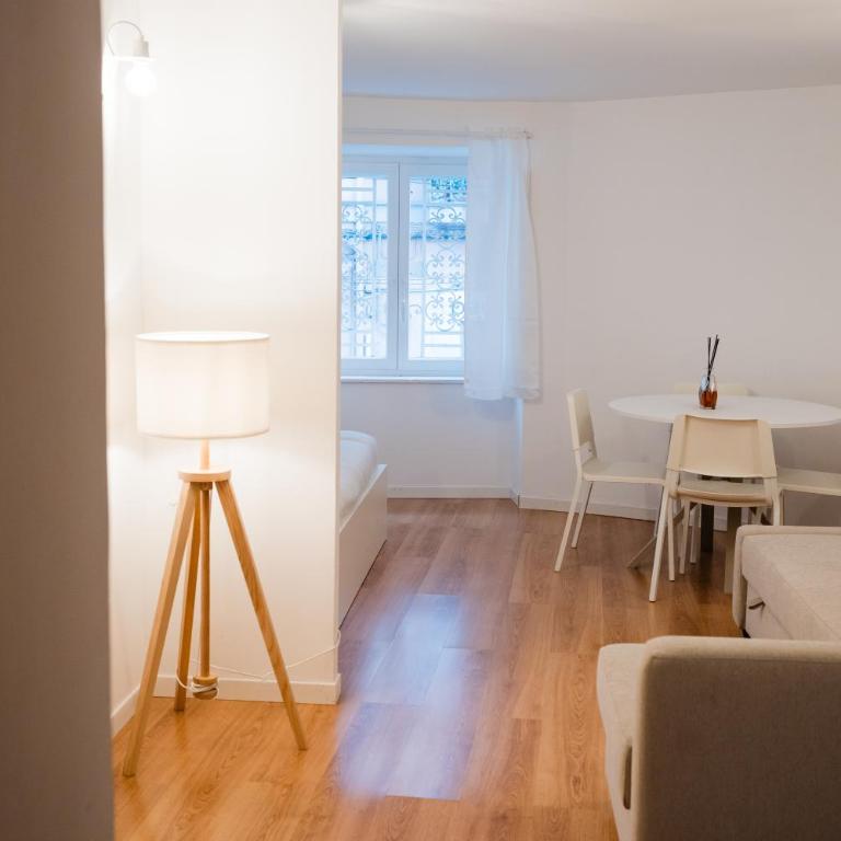 Casetta Vacanze Partenope - Appartamento con 1 Camera da Letto - 2