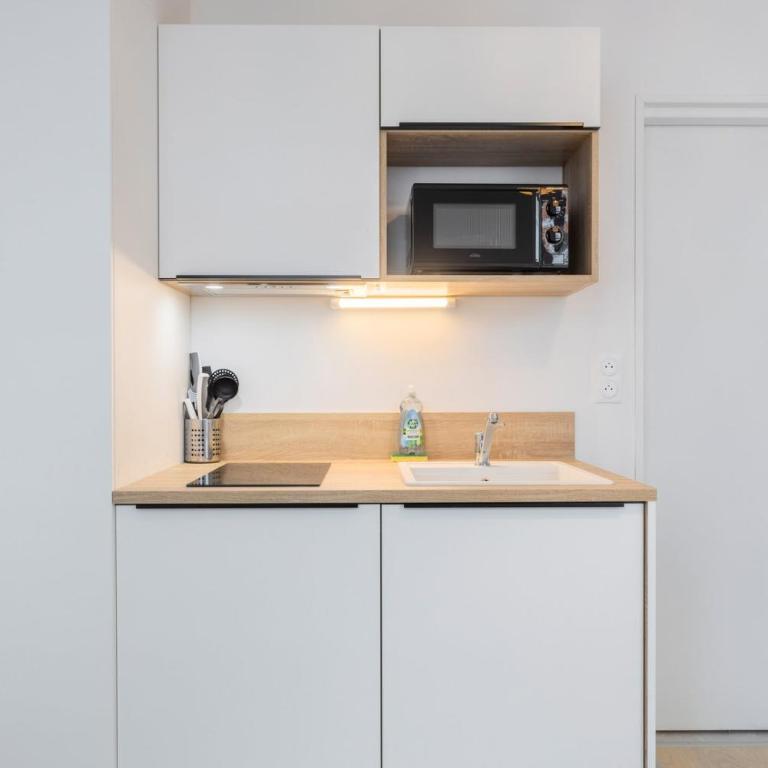 Lille Saint-Michel Fully-equipped studio - One-Bedroom Apartment - 8