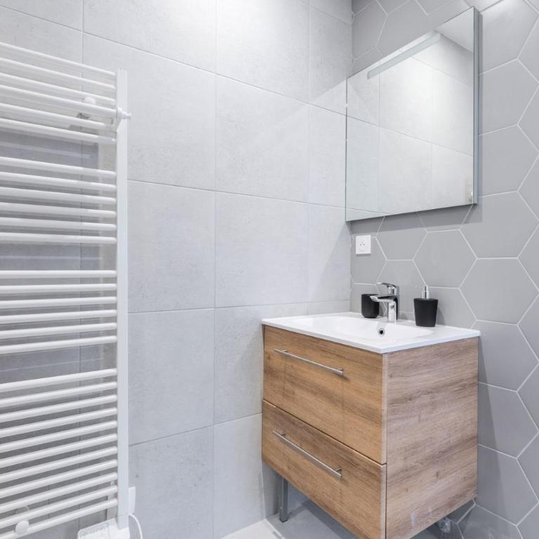 Lille Saint-Michel Fully-equipped studio - One-Bedroom Apartment - 12