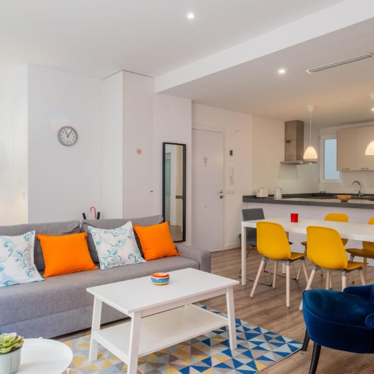 Spacious & Clean Apartment in Quiet Area - Three-Bedroom Apartment - 9