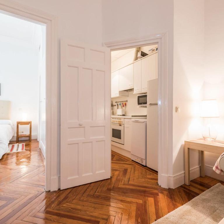 Apartamentos Alcalá - Two-Bedroom Apartment 4-3 - 29
