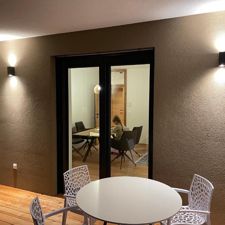 Lake & Town Apartments Klagenfurt - Apartment mit 2 Schlafzimmern - 18