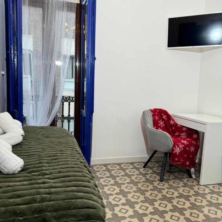 Castaños 4 - Double Room with Shared Bathroom - 19