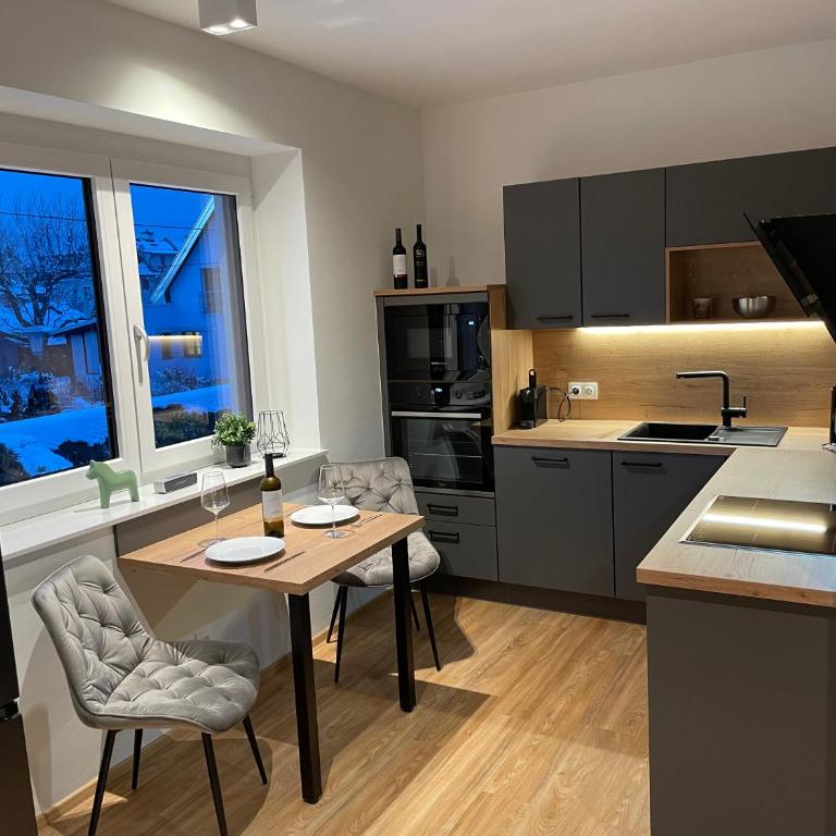 Lake & Town Apartments Klagenfurt - Apartment mit 2 Schlafzimmern - 3