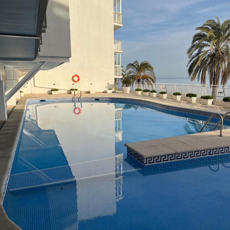 Beachfront 3-bedroom apartment - Apartamento de 3 dormitorios - 4