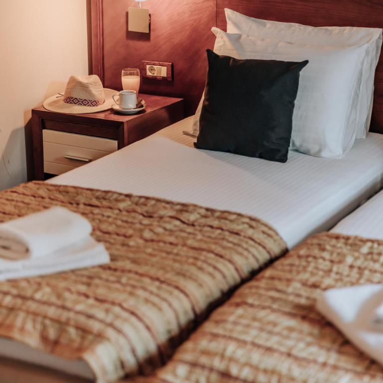 Apartments Del Mar - One Bedroom Apartment with Balcony - 7