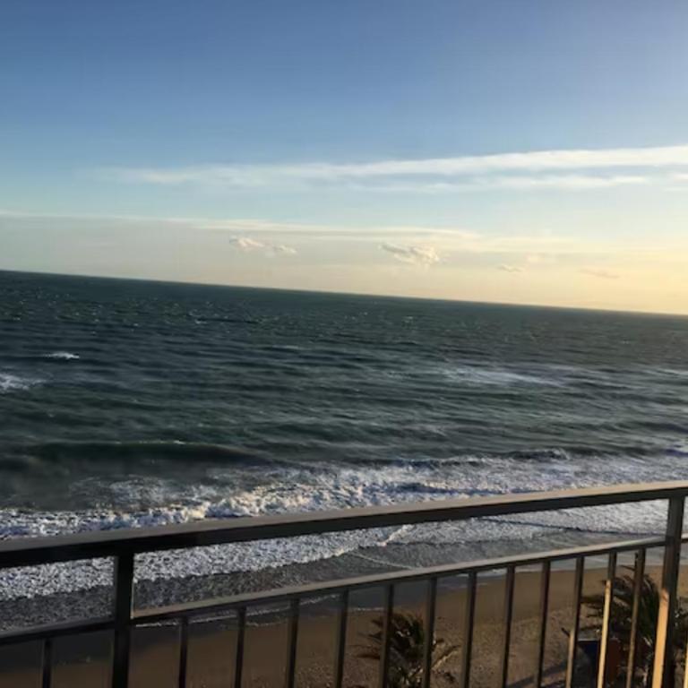 Beachfront 3-bedroom apartment - Apartamento de 3 dormitorios - 36