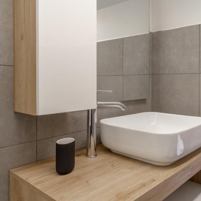 Matteotti Gallery Venice Apt - Two-Bedroom Apartment - 18
