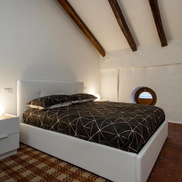 Matteotti Gallery Venice Apt - Two-Bedroom Apartment - 27
