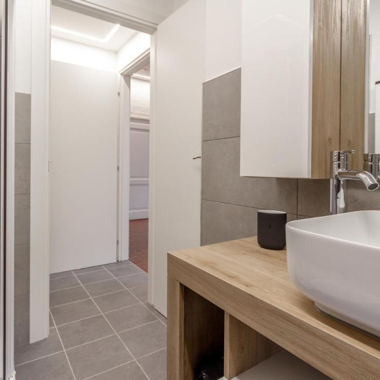 Matteotti Gallery Venice Apt - Two-Bedroom Apartment - 29