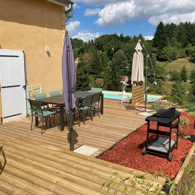 Villa à Sarlat avec piscine - 3 chambres - Maison 3 Chambres - 36