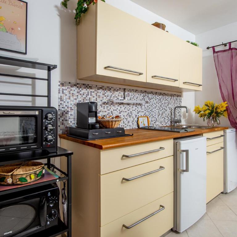 La Joliette - Parking privé et piscine partagée - Appartement 1 Chambre - 13