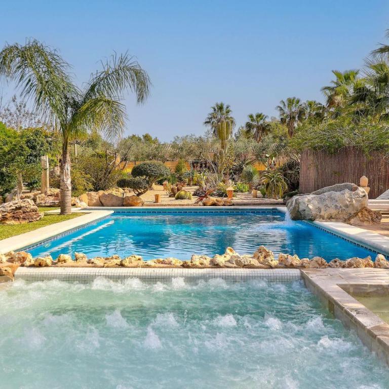 Villa Petit Bijoux by Rentallorca - Vacation Home - 1