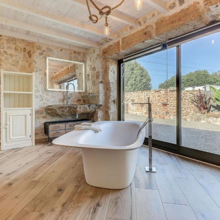 Villa Petit Bijoux by Rentallorca - Vacation Home - 24