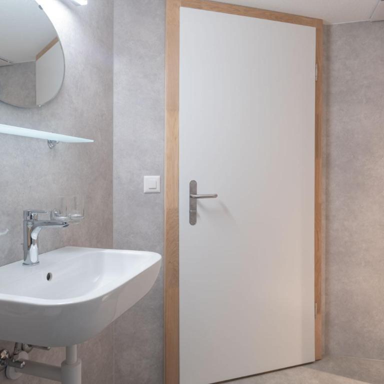 Lehmann's Herberge Hostel - Kleines Einzelzimmer mit Gemeinschaftsbad - 12